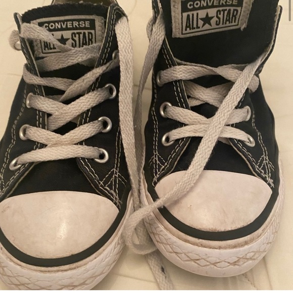 ⭐️CONVERSE ALL STAR KICKS⭐️ - Picture 6 of 9